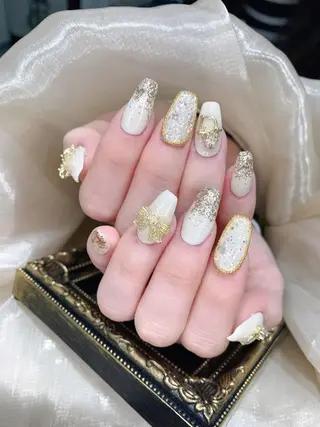 ネイル Queens 榊 まおのネイルデザイン