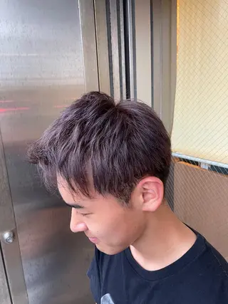 カラー 亀井 啓汰のヘアスタイル