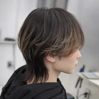 ミディアム メンズ ʜᴀʀᴜᴋᴀ♱メンズ ウルフ/ブリーチのヘアスタイル