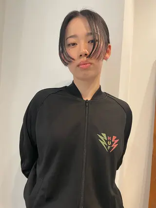 セミロング 熊崎 葵のヘアスタイル