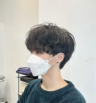 ショート パーマ メンズ calna by ELMO  上ノ井のヘアスタイル