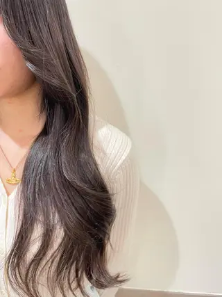 ロング カラー 鈴木 綾子のヘアスタイル