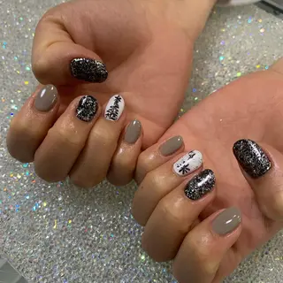 ネイル J. NAILのネイルデザイン