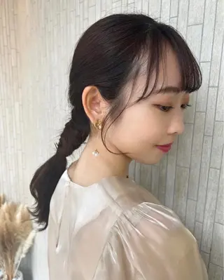 セミロング ヘアアレンジ Aya/四条烏丸/ インナーカラーのヘアスタイル