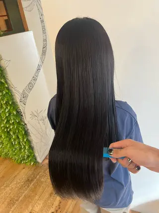 ロング ⚪️髪質改善 縮毛 店長 コウ⚪️のヘアスタイル