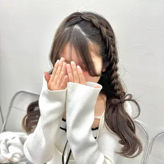 ロング ヘアアレンジ ヘアメ🎀推しカラー 🥣横浜/しほ🧸のヘアスタイル