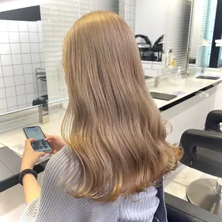 ロング カラー モテ髪ハイトーン🫧 serina🎀池袋のヘアスタイル