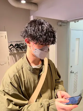 ミディアム パーマ メンズパーマ特化 TAIGAのヘアスタイル