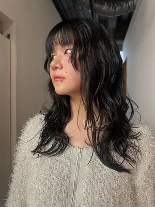 セミロング tuna所属・ホリバ ユカのヘアスタイル