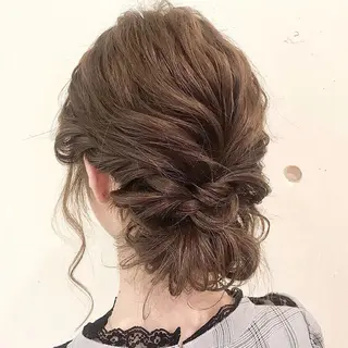 ミディアム カラー ヘアアレンジ スナコザワ レナのヘアスタイル