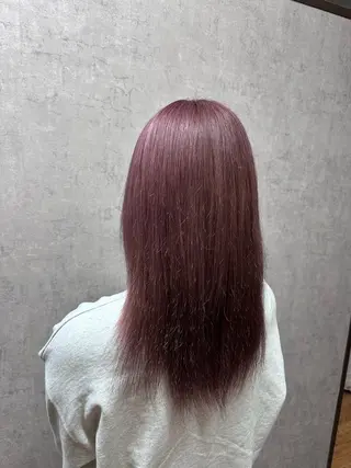 ロング 手塚 菜々美のヘアスタイル