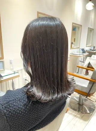 ミディアム ウルフカット/ハイト ーン🎀mizukiのヘアスタイル