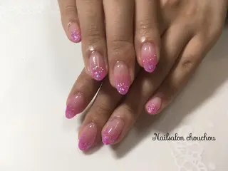 ネイル 爪のお悩みサロン シュシュエットのネイルデザイン