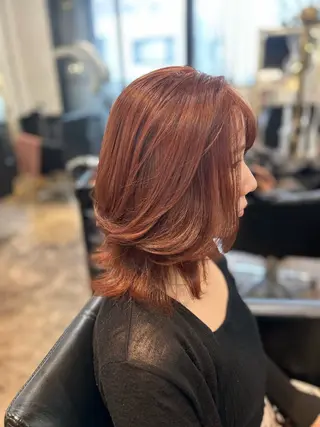 セミロング カラー Julia🖤 縮毛矯正🌬️🩵のヘアスタイル