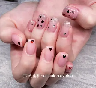 ネイル R inのネイルデザイン