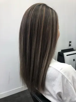 ミディアム カラー ヘアアレンジ 大塚 貴之のヘアスタイル