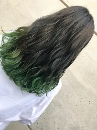 ロング ALLY/廣瀬 眞子のヘアスタイル