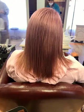 ロング カラー Afinar tomoのヘアスタイル
