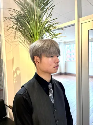 カラー メンズ Flag hair所属・しゅり Flag hairのヘアスタイル