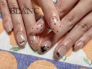 ネイル BLANC （ブラン）のネイルデザイン