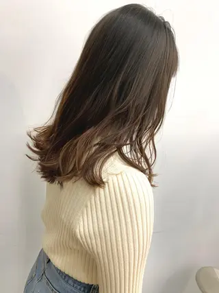 ミディアム leben serikaのヘアスタイル