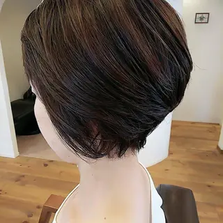 ショート 井上 真利のヘアスタイル