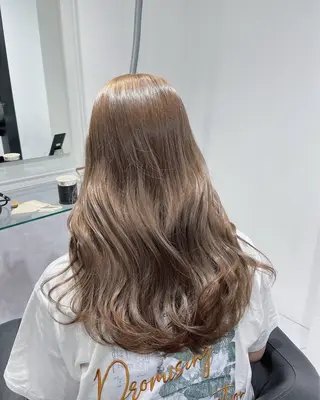 セミロング カラー センターパート特化 井上健太のヘアスタイル