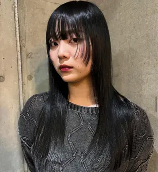 ロング カラー パーマ ヘアアレンジ キッズ デザインパーマ メンズカット 郁美のヘアスタイル