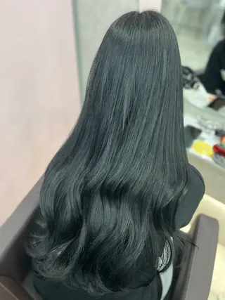 ロング カラー ぴんく髪の美容師🎀 🖤ゆうなのヘアスタイル