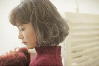 ショート ミディアム ハイトーン×髪質改善 KENTAのヘアスタイル