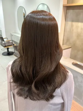 ロング カラー シガ ミクトのヘアスタイル