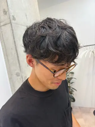 ショート パーマ タク エルのヘアスタイル