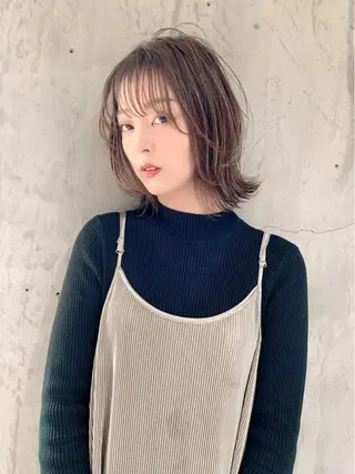 セミロング 🌹ハッシュカット、 レイヤー韓国ヘア🌹のヘアスタイル
