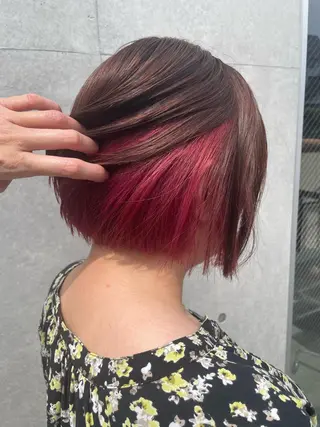 ショート カラー インナーカラー 推し ブリーチ  髪質改善のヘアスタイル