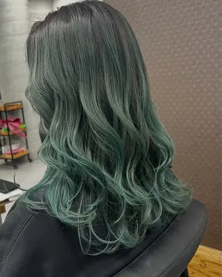セミロング カラー welring hair salonのヘアスタイル