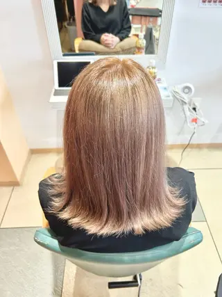 セミロング カラー 🩷愛咲🩷レイヤー /透明感カラーのヘアスタイル