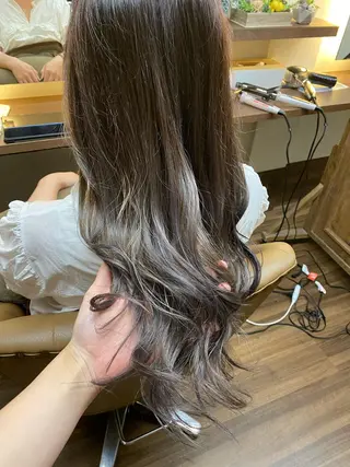 セミロング カラー 山本 純平のヘアスタイル