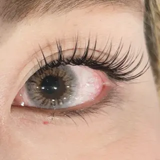 マツエク・マツパ bien 🐈‍⬛の眉毛・アイブロウイメージ