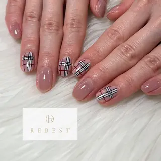 ネイル ❤️💛REBEST 京橋 nailのネイルデザイン