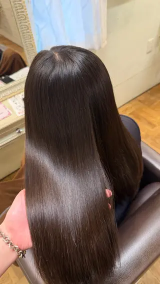 ロング 南草津/トレンドカラ ー/パーマ　西村美月のヘアスタイル