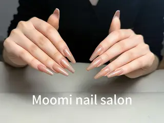 セミロング Moomi nailのネイルデザイン