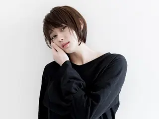 ショート カラー ツジガキ ユウスケのヘアスタイル