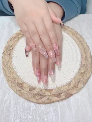 ネイル uu ネイルサロン関内🌼のネイルデザイン