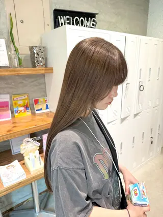 ロング カラー HIKARIS 相川所属・ウチダ ユウヤのヘアスタイル