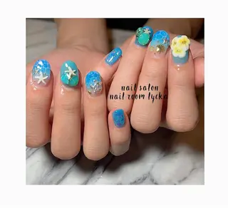 ネイル ﾈｲﾙﾙｰﾑﾘｯｶ 𝐦𝐚𝐲𝐮のネイルデザイン