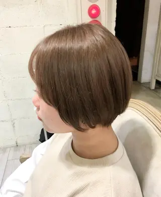 ショート 興津/韓国レイヤー ダブルカラー美髪縮毛のヘアスタイル