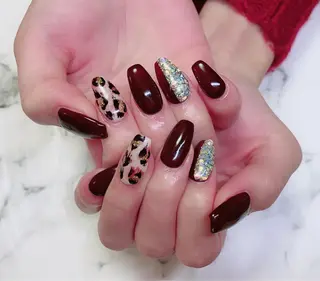 ロング カラー ネイル Q Free nailsのネイルデザイン