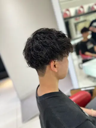 ミディアム メンズ/メンズパーマ 服部太地のヘアスタイル