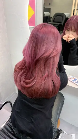 カラー Hz/ヘルツ SHIHOのヘアスタイル