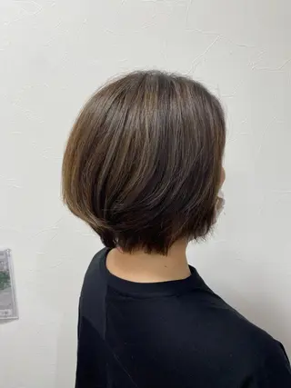 ショート 佐藤 葵のヘアスタイル